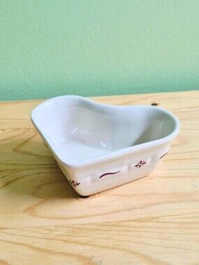 Vintage Longaberger Woven Traditions Ceramic Ivory Heart Shaped Dish